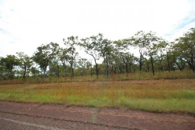 Farm Sold - NT - Acacia Hills - 0822 - "BEAUT BLOCK - EASY HIGHWAY ACCESS"  (Image 2)