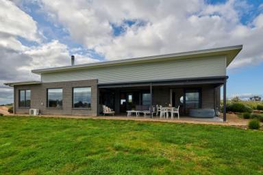 Farm For Sale - VIC - Heathcote - 3523 - Luxury Living at its Best  (Image 2)