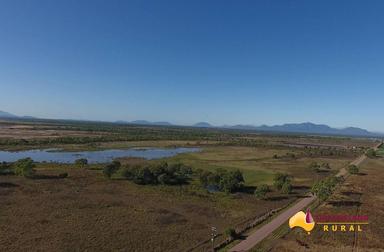 Molongle Station, Gumlu QLD 4805