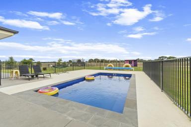 Farm For Sale - VIC - Stratford - 3862 - The Complete Lifestyle Package  (Image 2)
