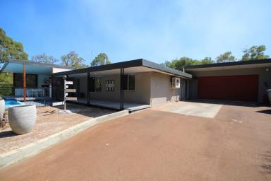 Farm For Sale - WA - Leschenault - 6233 - Stylish Residence in Leschenault!  (Image 2)