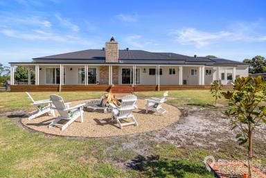 Farm For Sale - VIC - Port Albert - 3971 - MAGNIFICENT COUNTRY HOME  (Image 2)
