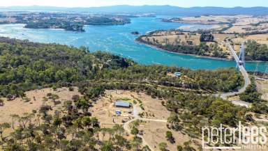 Farm For Sale - TAS - Deviot - 7275 - Breath Taking Panoramic Views of the Tamar  (Image 2)