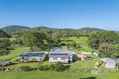 Farm For Sale - QLD - Dayboro - 4521 - Fully Renovated Queenslander just minutes from town  (Image 2)