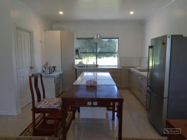 Farm For Sale - QLD - Daradgee - 4860 - COUNTRY LIVING  (Image 2)