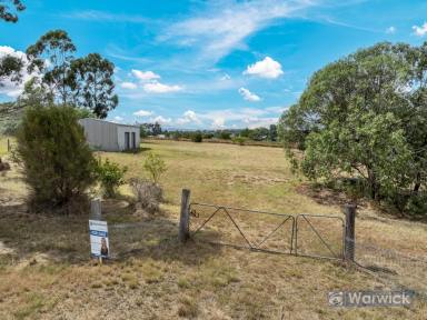 Farm For Sale - QLD - Rosenthal Heights - 4370 - Blank Canvas with Double Bay Shed  (Image 2)