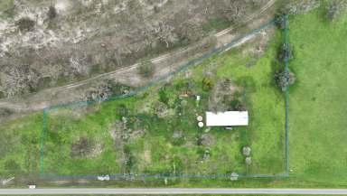 Farm For Sale - VIC - Clear Lake - 3409 - Beautiful Lifestyle Block With Huge Shed  (Image 2)