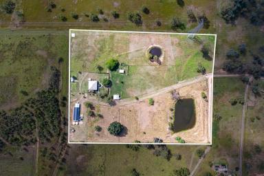 Farm For Sale - QLD - Ropeley - 4343 - 'Avonlea'- An Immaculate Queenslander on 4 Hectares  (Image 2)