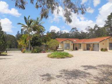 Farm Sold - QLD - Upper Caboolture - 4510 - TRANQUIL PARADISE..3 LIVING AREAS..5 BEDS..POOL..3 BAY SHED..ON 2 ACRES..DUAL LIVING MAYBE?  (Image 2)