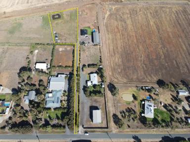 Farm For Sale - VIC - Kerang - 3579 - Prime Land for Your Dream Home  (Image 2)