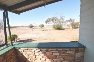 Farm For Sale - SA - Quorn - 5433 - 7.89 Ha Rural Living Deakin Road Quorn (Vendor keen to sell)  (Image 2)