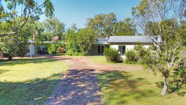 Farm For Sale - QLD - Millstream - 4888 - LIFESTYLE ACREAGE WITH PERMANENT CREEK  (Image 2)