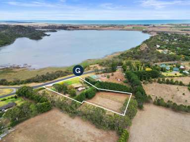 Farm For Sale - VIC - Koroit - 3282 - Stunning views  (Image 2)