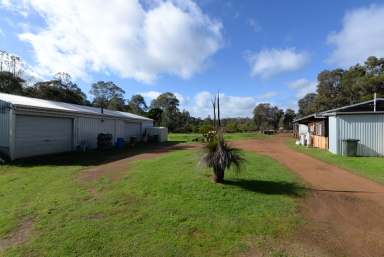 Farm For Sale - WA - Nannup - 6275 - Acreage with Marron Ponds in private location!  (Image 2)