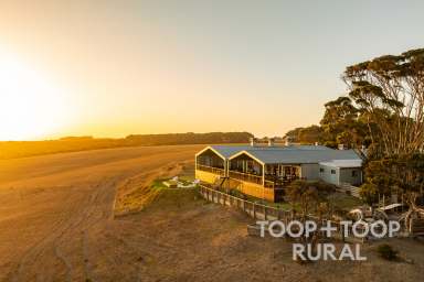 Farm For Sale - SA - Cuttlefish Bay - 5222 - Cuttlefish Bay  (Image 2)