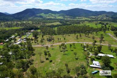 Farm For Sale - QLD - Widgee - 4570 - BRIGADOON ESTATE - SMALL COUNTRY LIVING ACREAGE  (Image 2)