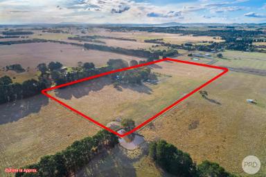 Farm For Sale - VIC - Haddon - 3351 - Exquisite Rural Retreat With Luxurious Features On 20 Acres  (Image 2)