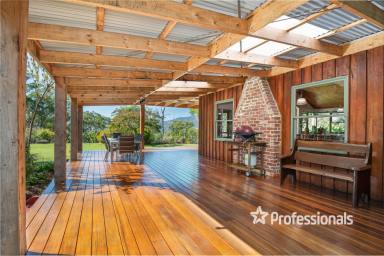 Farm For Sale - VIC - Yarra Junction - 3797 - TRANQUILITY RE-DEFINED!  (Image 2)
