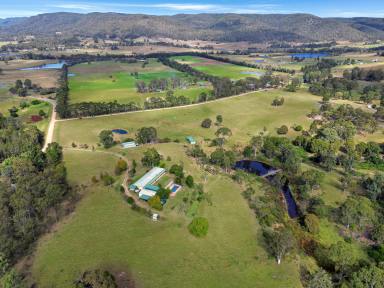 Farm For Sale - NSW - Millfield - 2325 - ‘Summerview’ – A Prime Acreage with Magnificent Views!  (Image 2)