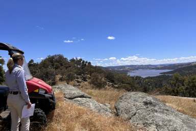 Farm For Sale - NSW - Wyangala - 2808 - PERFECT WEEKEND GET AWAY WITH WATERFRONT VIEWS  (Image 2)