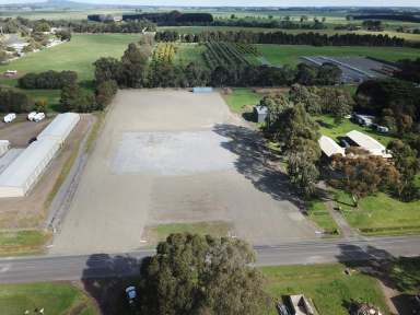 Farm For Sale - VIC - Hamilton - 3300 - Industrial Block  (Image 2)