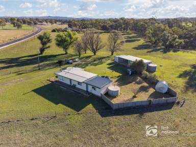 Farm For Sale - NSW - Mudgee - 2850 - LIFESTYLE PROPERTY WITH CREEK FRONTAGE  (Image 2)