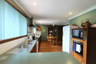 Farm For Sale - NSW - Cootamundra - 2590 - Get That Rural Feeling  (Image 2)