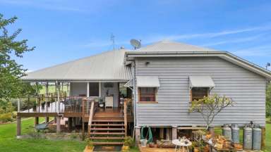 Farm For Sale - QLD - Proston - 4613 - Lifestyle Farm - House and Cottage with B&B Income  (Image 2)