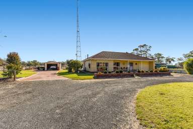 Farm Sold - SA - Mundulla - 5270 - Looking for a Country Tree Change!?  (Image 2)