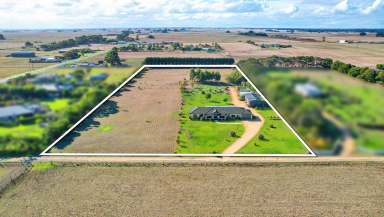 Farm For Sale - VIC - Southern Cross - 3283 - Country Feel With Ocean Views  (Image 2)