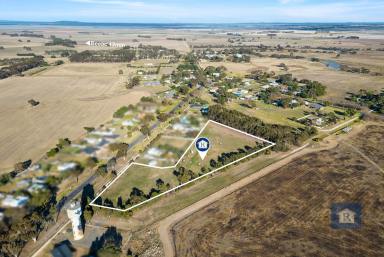 Farm For Sale - VIC - Cressy - 3322 - Calling all Developers...  (Image 2)
