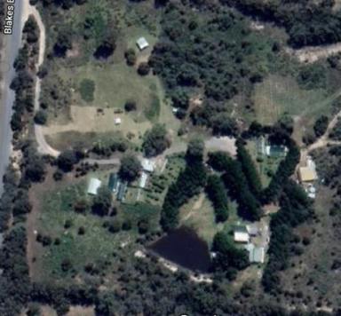 Farm Auction - NSW - Bungonia - 2580 - 25 Acres+ Country Home, Quaint Cabin, Bbq/Outdoor Kitchen, Shower, Road Frontage, Large Dam, Variety Of Fruit Trees, Amazing Potential  (Image 2)