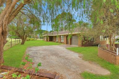 Farm Auction - VIC - Allestree - 3305 - So Many Possibilities!  (Image 2)