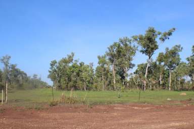 Farm For Sale - NT - Eva Valley - 0822 - Fully Fenced 20 Acres  (Image 2)