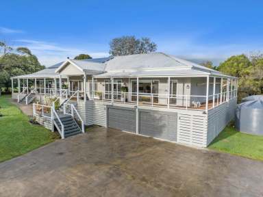 Farm For Sale - VIC - Toora - 3962 - Spectacular Hamptons style home on manicured acreage  (Image 2)