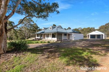 Farm For Sale - NSW - Nowra Hill - 2540 - Modern Australian Farmhouse - 4.2 Acres  (Image 2)