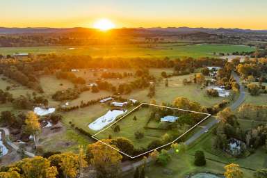 Farm Sold - QLD - Carters Ridge - 4563 - Escape to the Country Life  (Image 2)