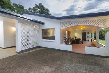 Farm For Sale - QLD - Oak Beach - 4877 - Four bedroom home on Acreage only moments from the beach!  (Image 2)