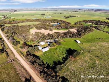 Farm For Sale - VIC - Alberton - 3971 - Tranquil Acreage Living  (Image 2)