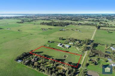 Farm For Sale - VIC - Elliminyt - 3250 - Dream Country Living...  (Image 2)