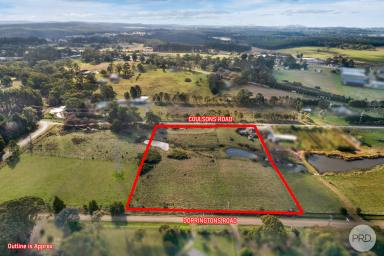 Farm For Sale - VIC - Warrenheip - 3352 - Exceptional Opportunity On The Fringe Of Ballarat  (Image 2)