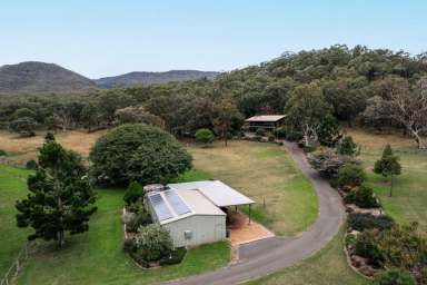 Farm For Sale - QLD - Emu Vale - 4371 - ENVIABLE COUNTRY RETREAT THAT WILL EXCITE AND INSPIRE  (Image 2)