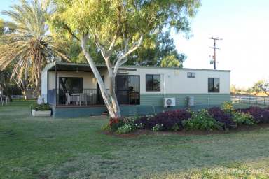 Farm For Sale - NT - Alice Springs - 0870 - **SOLD** MURRAY DOWNS, VIA ALICE SPRINGS NT  (Image 2)