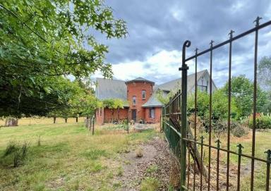 Farm For Sale - TAS - Pipers River - 7252 - 215 acre farm, on 4 titles. Plenty of water, 4 br brick house and sheds galore.35 min to City.  (Image 2)