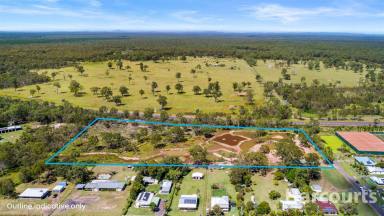 Farm For Sale - QLD - Torbanlea - 4662 - EXCELLENT RESIDENTIAL DEVELOPMENT SITE  (Image 2)