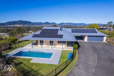 Farm For Sale - NSW - Gloucester - 2422 - Luxury Hilltop Home in Gloucester NSW  (Image 2)