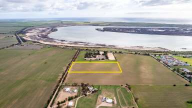 Farm For Sale - SA - Port Broughton - 5522 - Exceptional 10-Acre Rural Allotment with Sea Views in Port Broughton  (Image 2)