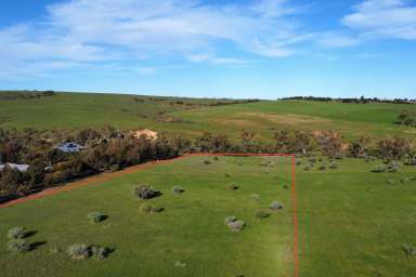 Farm Sold - SA - Crystal Brook - 5523 - 3 Acres approx. of Magnificent Views  (Image 2)