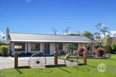 Farm For Sale - VIC - Devon Meadows - 3977 - Picturesque Hobby Farm Close to Conveniences  (Image 2)