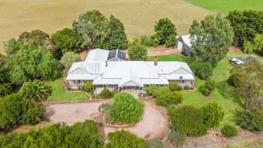 Farm For Sale - VIC - Maffra - 3860 - Stunning 20-acre lifestyle property offers the best of both worlds  (Image 2)